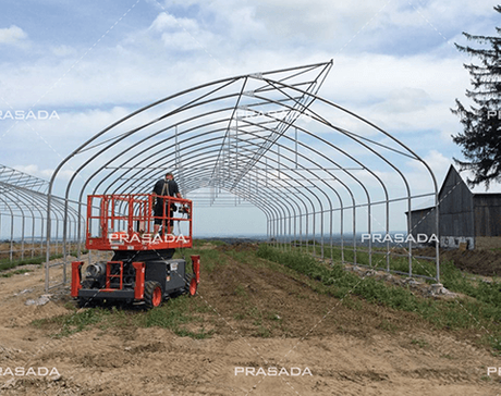 Kanada-Cannabis-Planting-Tunnel.png